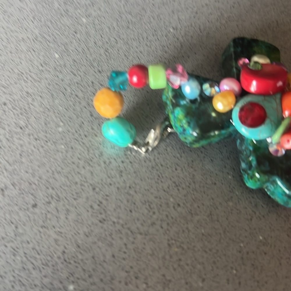 Stone Cross Pendant - Picture 3 of 4